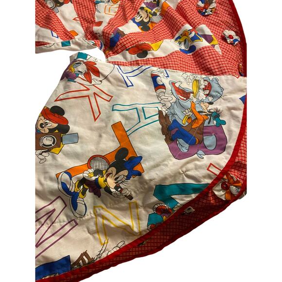 Vintagecore Handmade Disney Character Tree Skirt Patchwork Red 48" - Picture 6 of 7